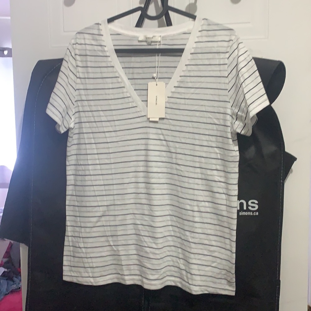 VINCE | Striped Essential V Neck T-Shirt